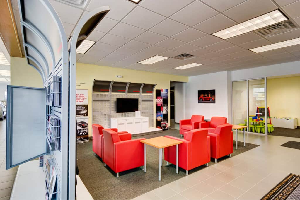 Arden-Capital-Nissan_FRO3042_20140223And4more